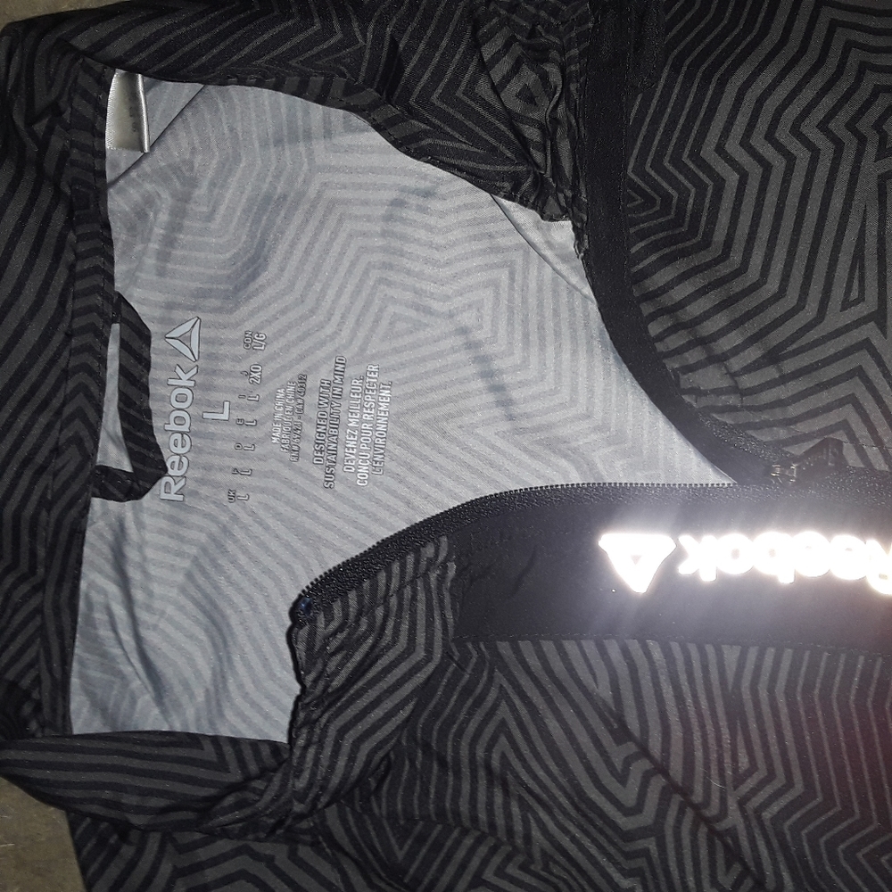 Reebok Men Jacket - Picture 3 of 6